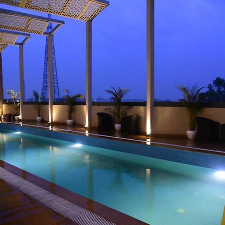 Ramaya Hotel Rohtak Bagian luar foto